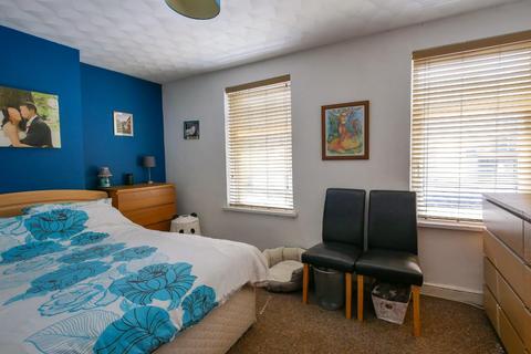 2 Bridge Street, Penarth, CF64 2JB