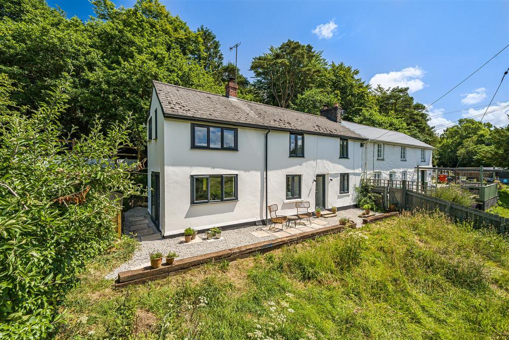 Idless, Truro 3 bed semidetached house £550,000