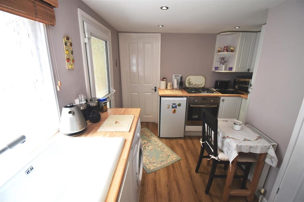 Punch Bowl Caravan Park, Manchester Road, Buxton 1 bed park home for