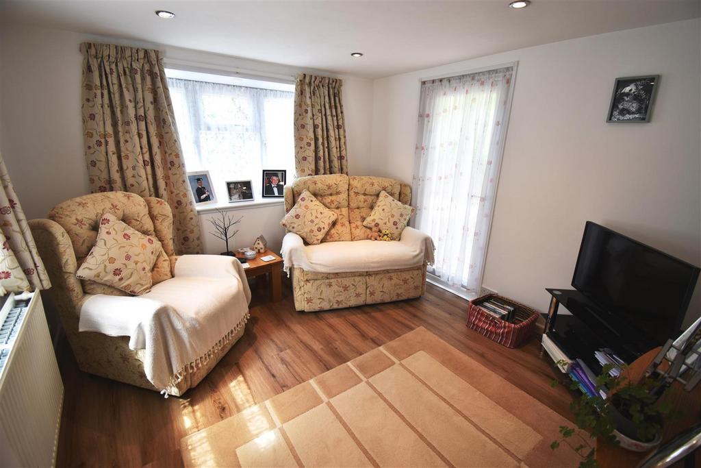 Punch Bowl Caravan Park, Manchester Road, Buxton 1 bed park home for