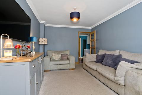 37 Corbiewynd, Edinburgh, EH15 3RP