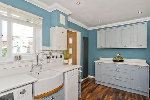 37 Corbiewynd, Edinburgh, EH15 3RP