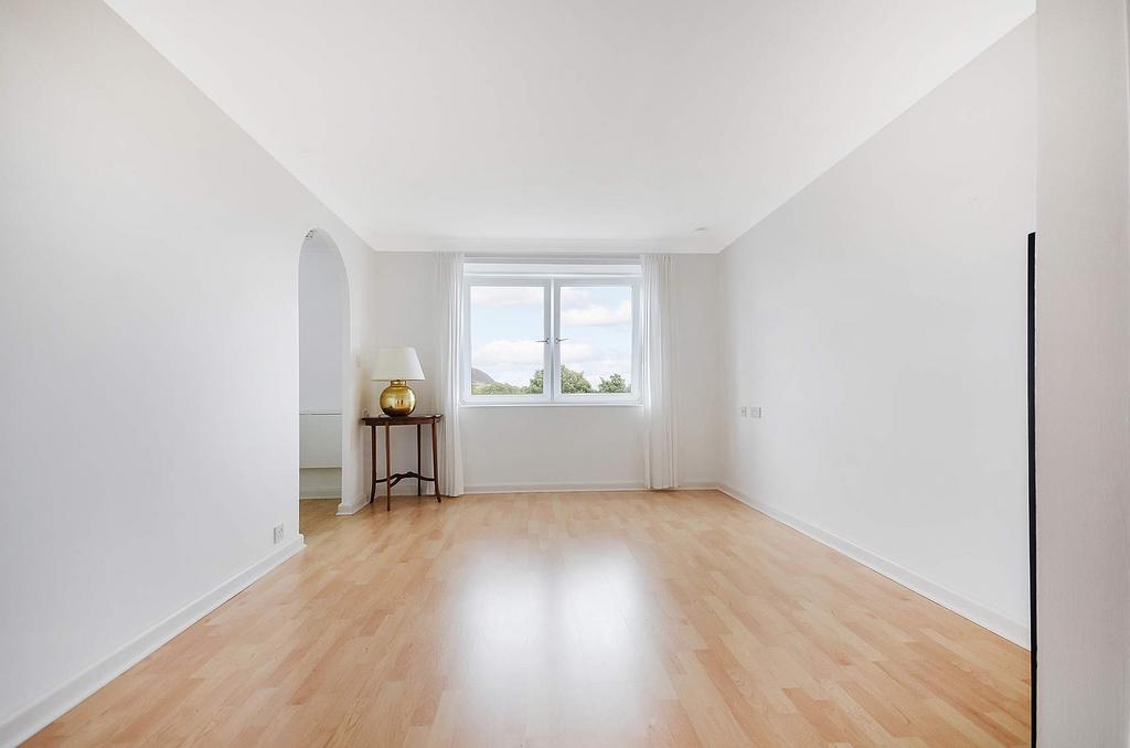 2/48, Homeroyal House, Chalmers Crescent, Edinburgh, EH9 1TP 1 bed retirement property £115,000