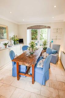 East Lodge Bliss Mill, Chipping Norton, OX7 5JR