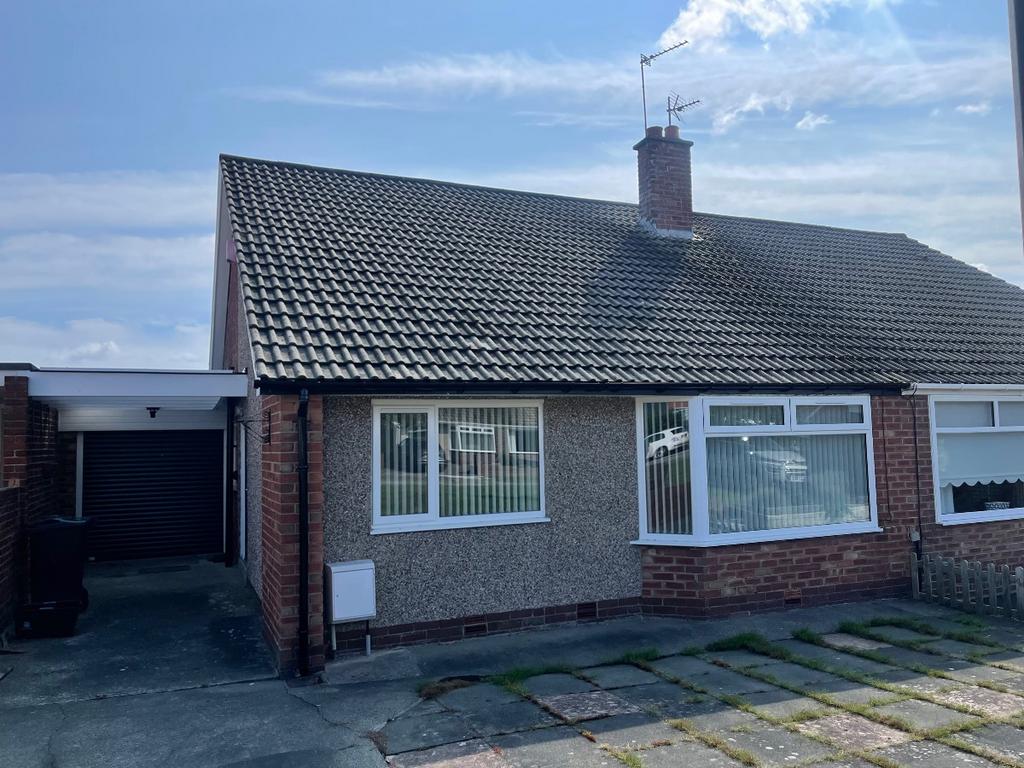 St. Lucia Close, Whitley Bay 2 bed bungalow £1,200 pcm (£277 pw)