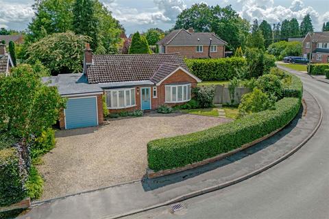 6 Glebe Road, Claverdon, Warwick, CV35 8NX