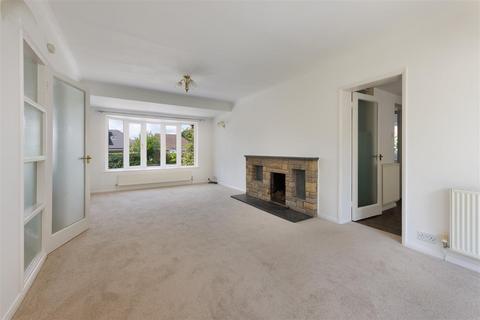 6 Glebe Road, Claverdon, Warwick, CV35 8NX