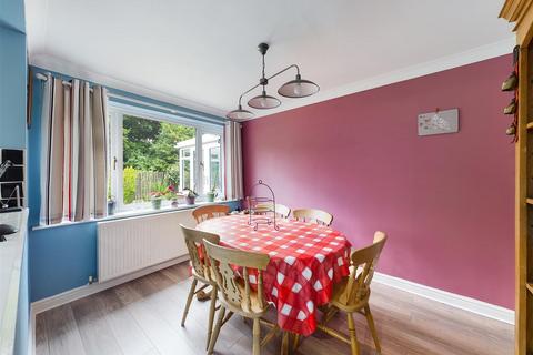 5 Stuart Close, Bridlington, YO15 3TD