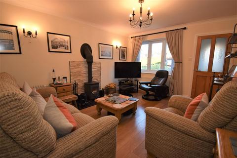 74 Beaconside, South Shields, NE34 7PX