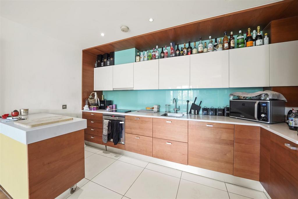 71 Regency Court - H2a3wb Zt8f GP4 Lz7 Tdt L.jpg