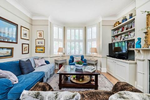 15 Dunmore Road, London, SW20 8TN