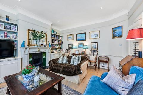 15 Dunmore Road, London, SW20 8TN
