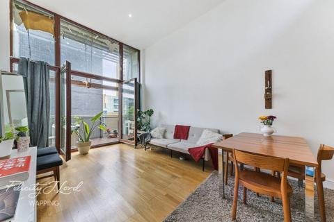 2 bedroom flat for sale, Naylor Building West, Assam Street, London, E1