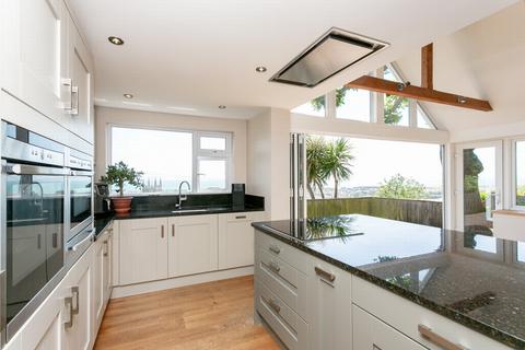 1 Castle Road, Hythe, CT21 5EY