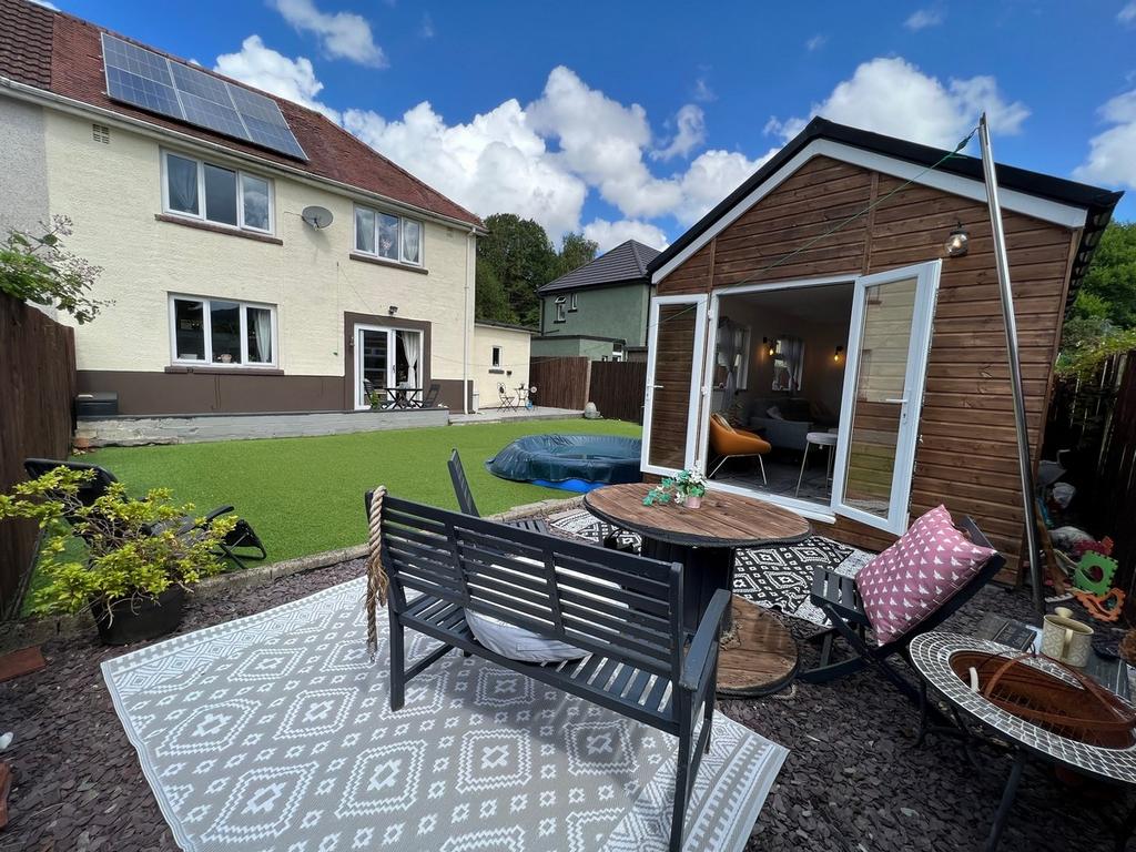 Blaenrhondda Road Treorchy Treorchy 3 bed semidetached house for
