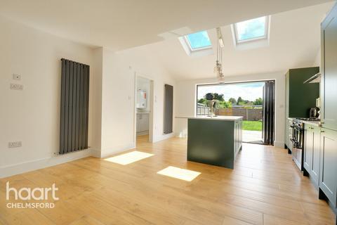 33 Long Brandocks, Writtle, Chelmsford, CM1 3LS