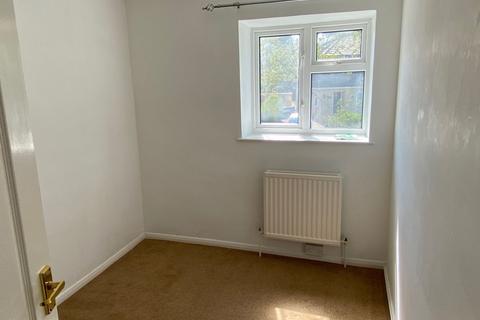18 Windrush Road, Hardingstone, Northampton, NN4 6EH