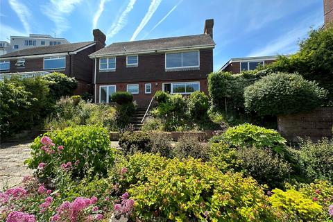 2 Ascot Close, Eastbourne, BN20 7HL