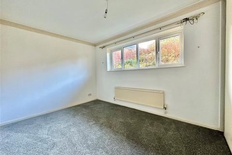 2 Ascot Close, Eastbourne, BN20 7HL