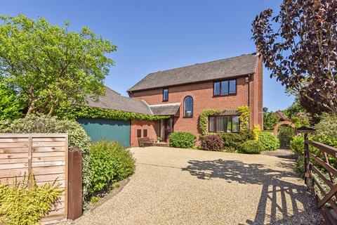 Honeysuckle House Chapel Road, Swanmore, Southampton, SO32 2QA