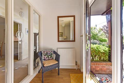 Honeysuckle House Chapel Road, Swanmore, Southampton, SO32 2QA