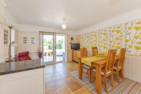 Honeysuckle House Chapel Road, Swanmore, Southampton, SO32 2QA