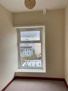 3 bedroom terraced house to rent, Pantyffynnon Road, Ammanford SA18