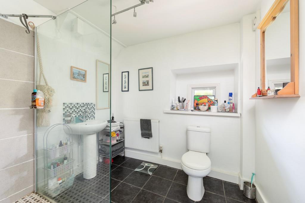 En Suite Shower Room