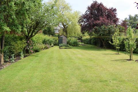 13 Queens Road, Barnetby, DN38 6JH