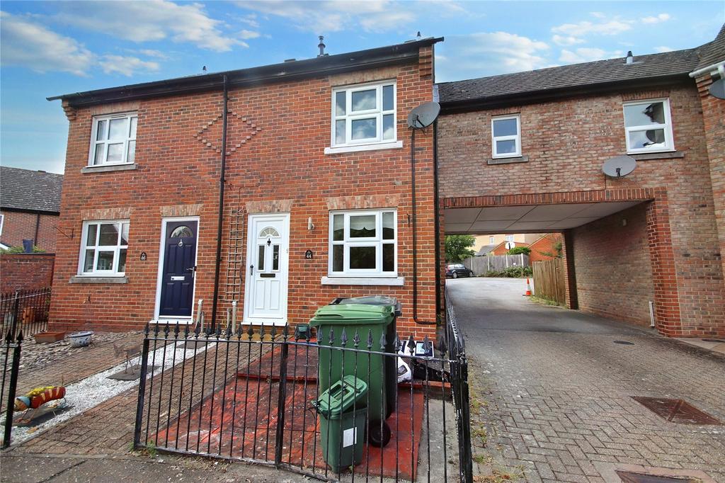 Thomas Bell Road, Earls Colne, Colchester, Essex, CO6 2 bed end of