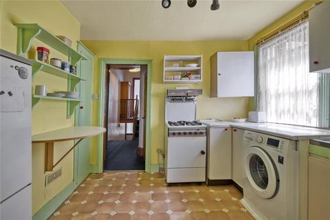 84 Tynemouth Road, London, N15 4AX