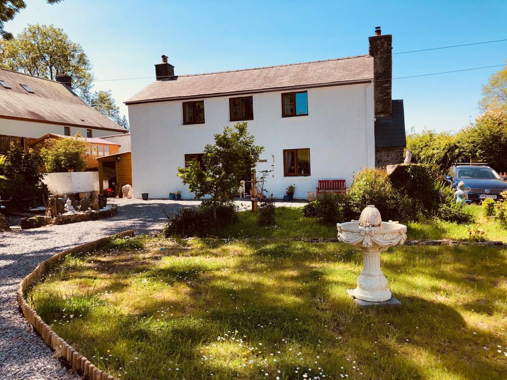 Halls Walls, Martletwy, Pembrokeshire, SA67 3 bed cottage for sale £