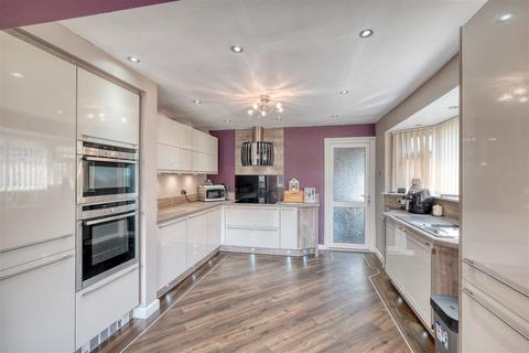 429 Alcester Road, Wythall, Birmingham, B47 6JL