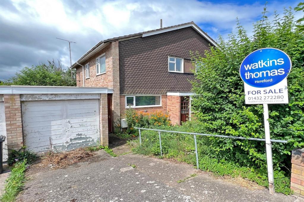 Bladon Crescent, Off Bodenham Road, Hereford, HR1 3 bed semidetached