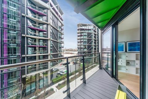 1 bedroom apartment to rent, Riverlight Four, Riverlight Quay, London, SW11