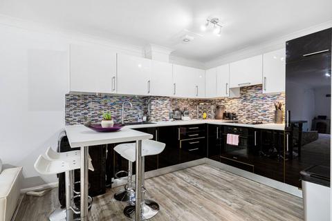 17 Bowmans Mews, London, E1 8RY