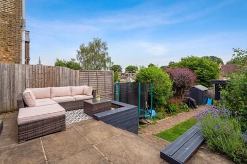43 King Edward Road, Watford, WD19 4DN
