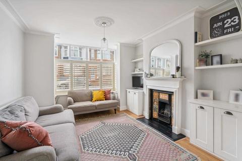 43 King Edward Road, Watford, WD19 4DN