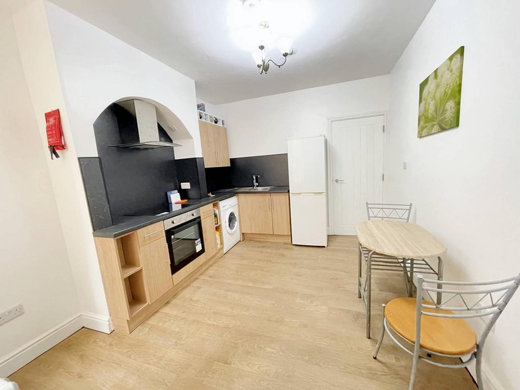 Kitchen/living