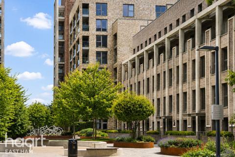 3 bedroom apartment to rent, Ironworks Way, London