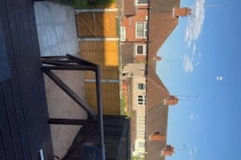 4 bedroom terraced house to rent - London Road, Coventry