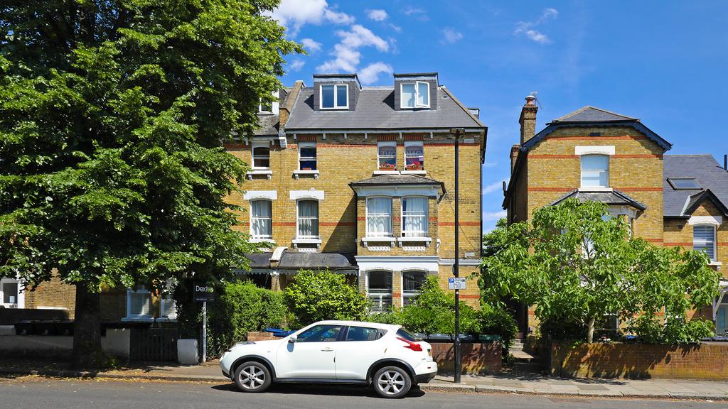Cumberland Park, Acton. W3 1 bed flat for sale £345,000