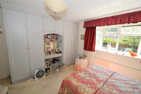 34a Clearsprings, Lightwater, GU18 5YL
