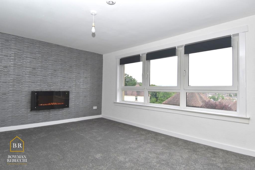 Larkfield Road, Gourock, Gourock, PA19 2 bed flat £525 pcm (£121 pw)