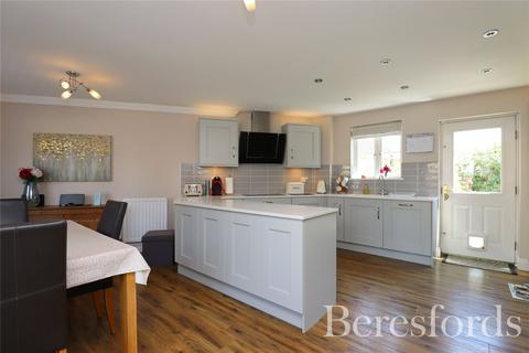 12 Bryant Link, Springfield, Chelmsford, CM2 6GZ