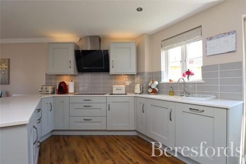 12 Bryant Link, Springfield, Chelmsford, CM2 6GZ