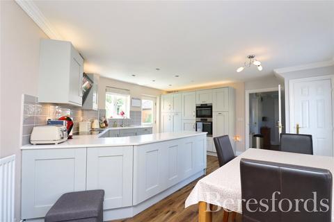 12 Bryant Link, Springfield, Chelmsford, CM2 6GZ