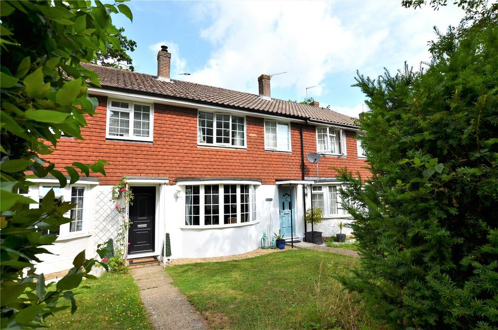 Tower View Uckfield East Sussex Tn22 3 Bed Terraced House For Sale