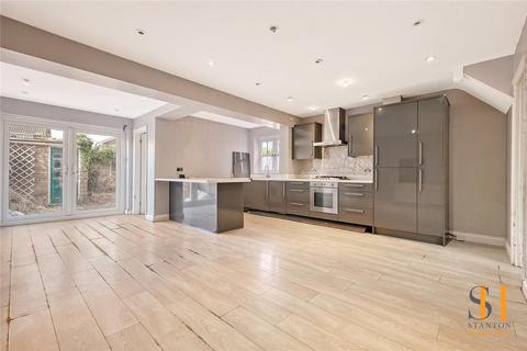 30 Oates Road, Romford, RM5 2HT