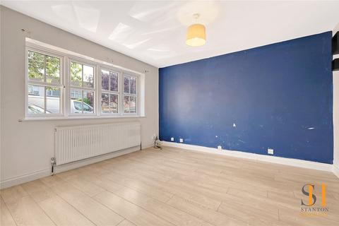 30 Oates Road, Romford, RM5 2HT